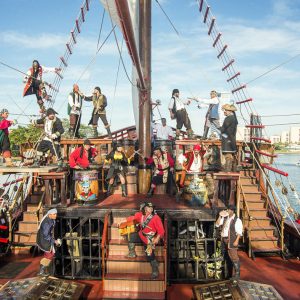 Barco Pirata Marigalante Tour de día Tours en Puerto Vallarta